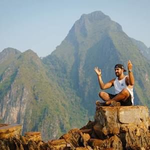 Meet your Posher, Maor